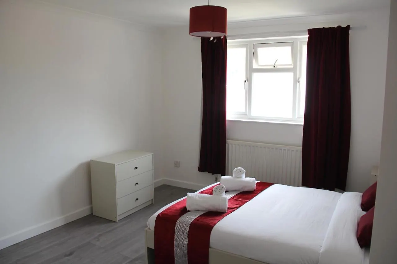 Coolfin House-Close To Excel, Contractors, Relocators, Paid Parking Villa Londra 0*,  Birleşik Krallık